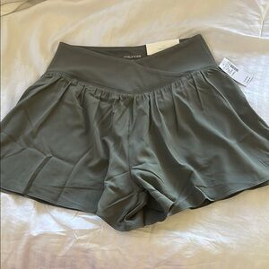 ❗️Maurices Women's army green shorts. XS❗️